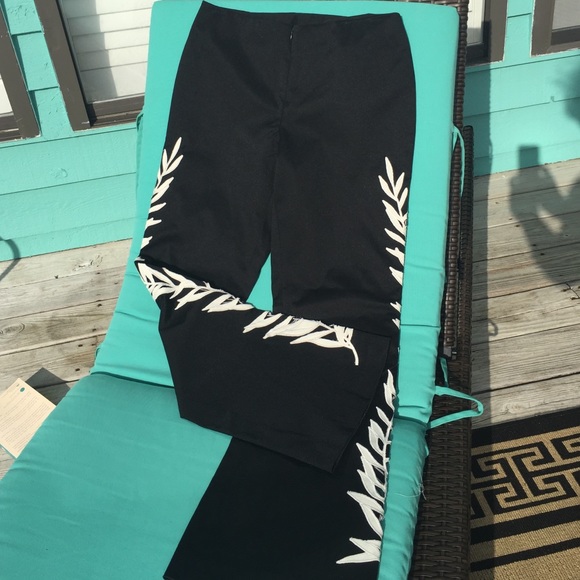 Cache pants