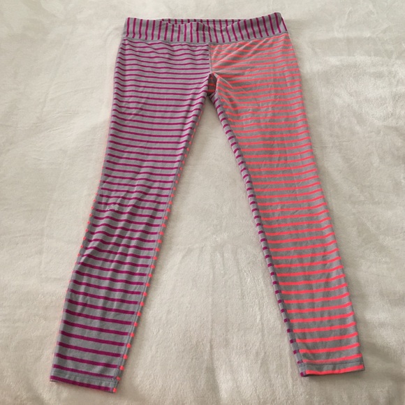 Under armor workout leggings.