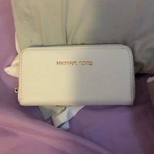 Mk white wallet