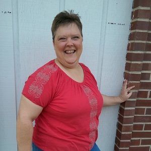 Meet your Posher, Caroline