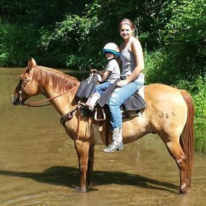 Meet your Posher, Amanda