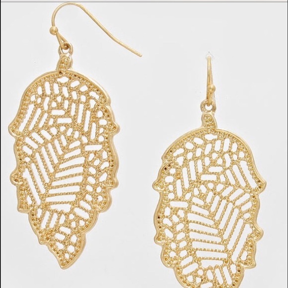 Gold Metal Leaf Filigree Earrings - Picture 2 of 2