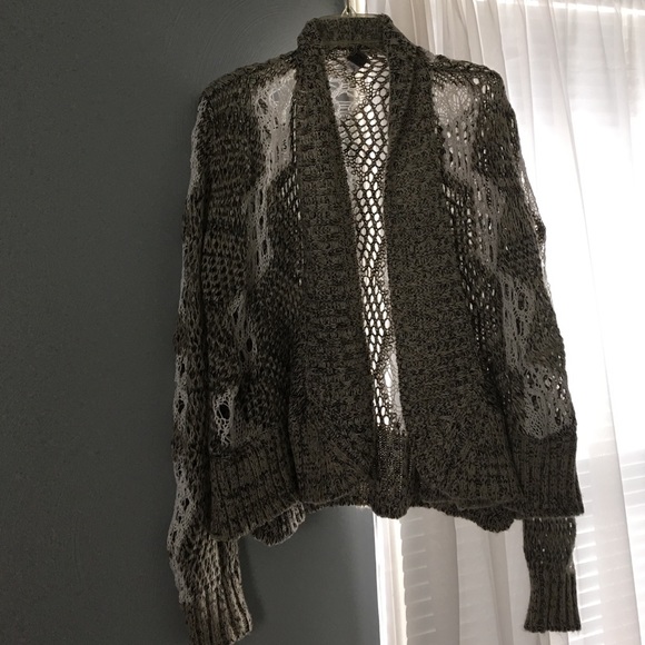 Light weight cardigan