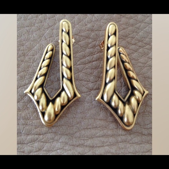 Vintage rope YSL earnings