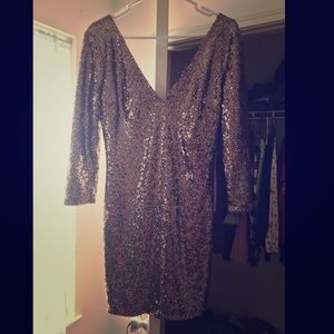 Lac Bleu gold sequins party dress