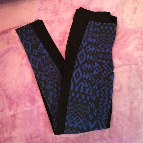 PacSun LA Hearts High Rise Stretchy Printed Pants