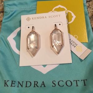 Kendra Scott White Ivory Pearl Palmer earrings