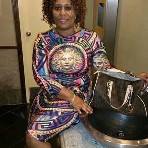 Meet your Posher, Michelle