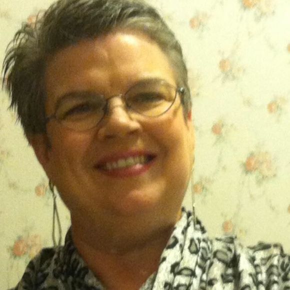 Meet your Posher, Suzanne