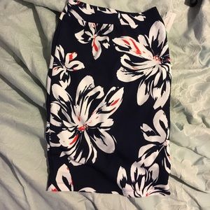Super cute pencil skirt Renee C