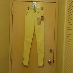 Hot Kiss Skinny Lily Jeans