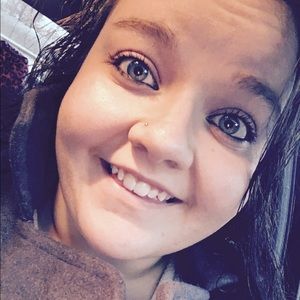 Meet your Posher, Chelsey