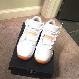 Air Jordan Retro 11 Lows