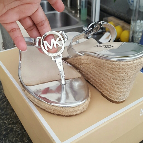Sliver Michael Kors Thong Wedges