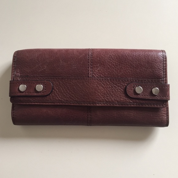 Fossil brown leather wallet