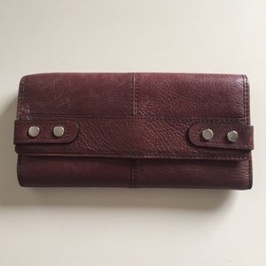 Fossil brown leather wallet