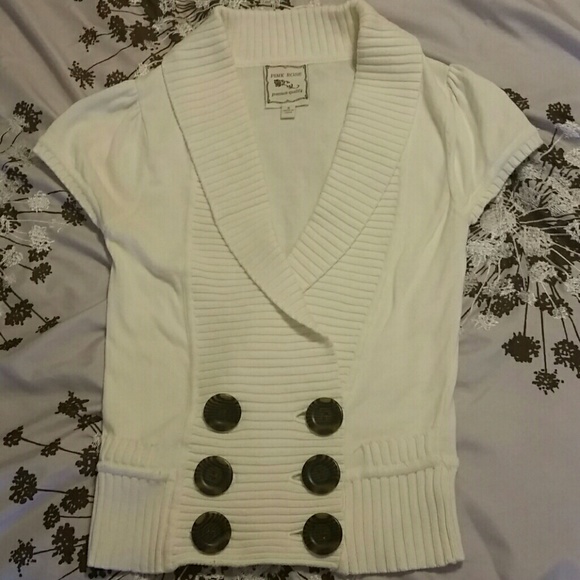 Shirt cream color with brown buttons