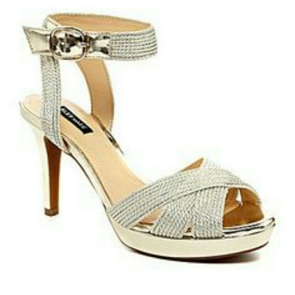 ?Beautiful Sandal Heels Platform