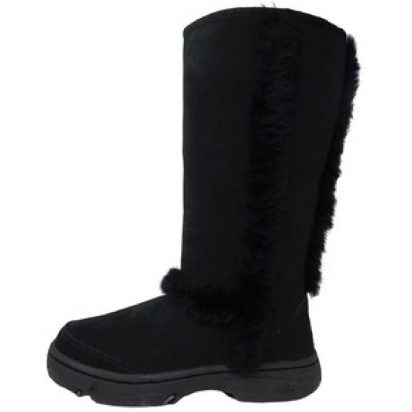 Black sunburst ugg/ have brown also