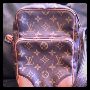 🔸Authentic LV without straps