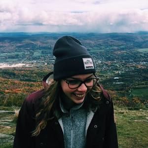 Meet your Posher, Courtney