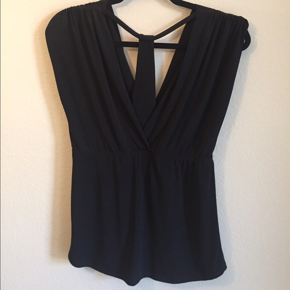 Black sleeveless Studio Y top - Picture 3 of 4