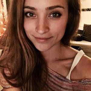 Meet your Posher, Christy