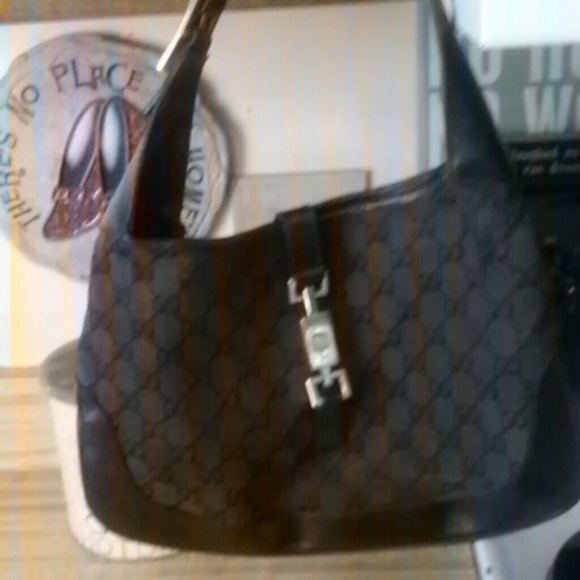 Great brown bag with dust bag