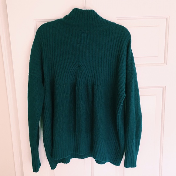 ⚡️SALE⚡️Angel of the North Sweater - Picture 2 of 2