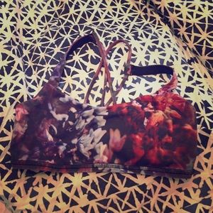 Lulu lemon sports bra