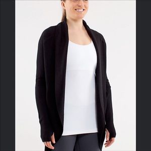 Lululemon Transformation Wrap - Reversible