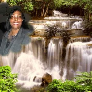 Meet your Posher, Paula