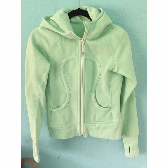 Lululemon scuba hoodie size 4