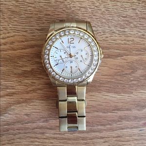 Guess Accessories - Guess Gold Watch Guess Accessories - Guess Gold Watch