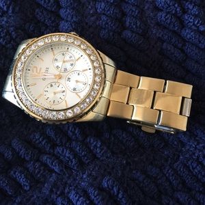 Guess Accessories - Guess Gold Watch Guess Accessories - Guess Gold Watch