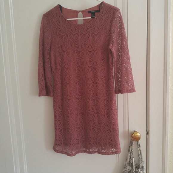 [SOLD] Forever21 Boho Crochet Mini Dress, Mauve - Picture 1 of 2