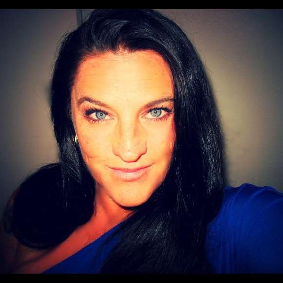 Meet your Posher, Christine - Picture 13 of 13