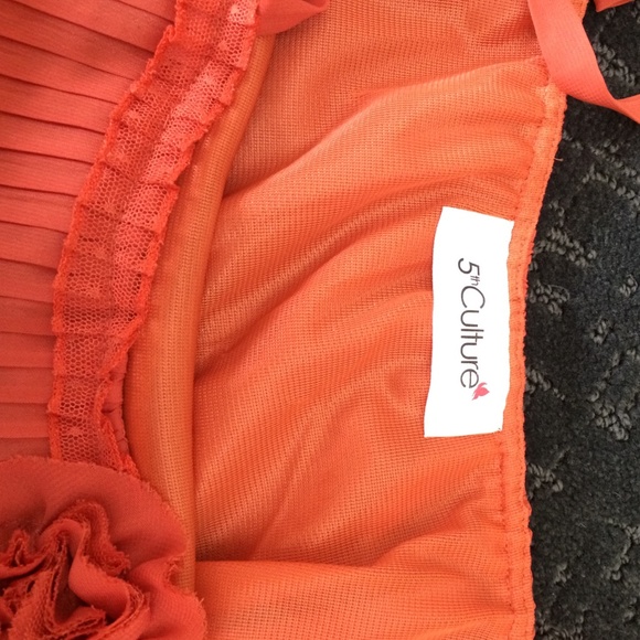 Tank top. - Picture 3 of 4