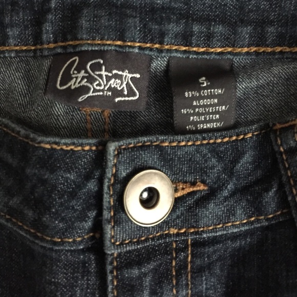 SOLD - Picture 2 of 4