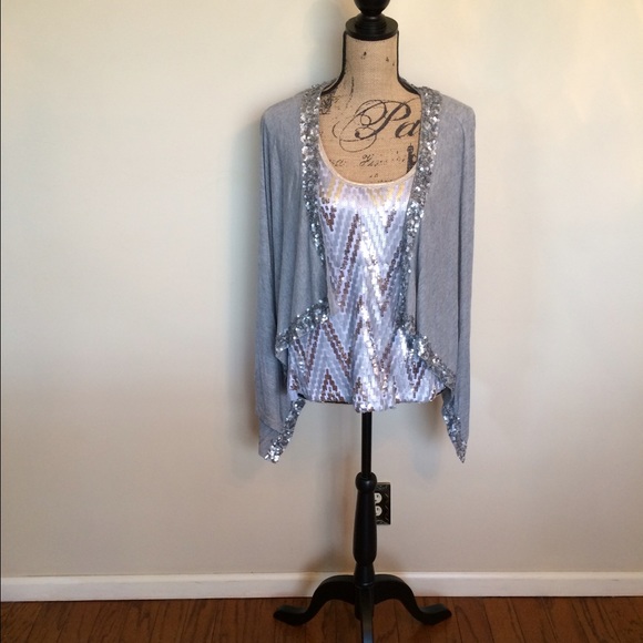Sequins Chevron tank w/back rousing boutique buy - Picture 4 of 4