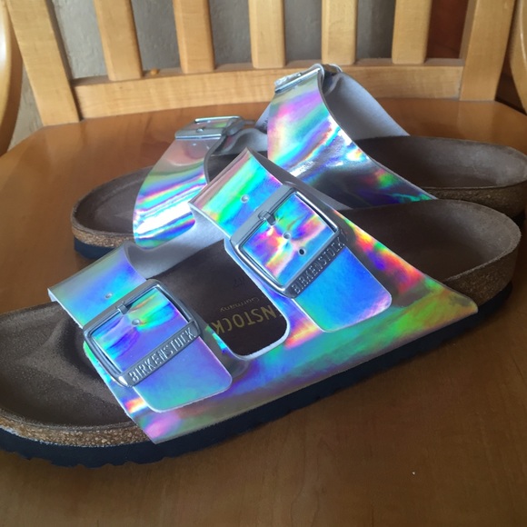 SOLD! 37 BIRKENSTOCK NWT mirror silver holographic