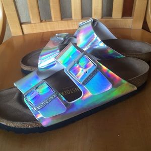 SOLD! 37 BIRKENSTOCK NWT mirror silver holographic