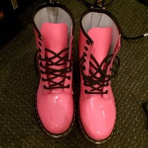 Patent pink doc martens EUC ✨ US 7 UK 5 EU 38