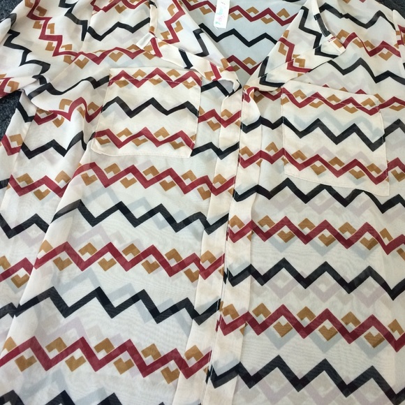 Blouse - Picture 2 of 4