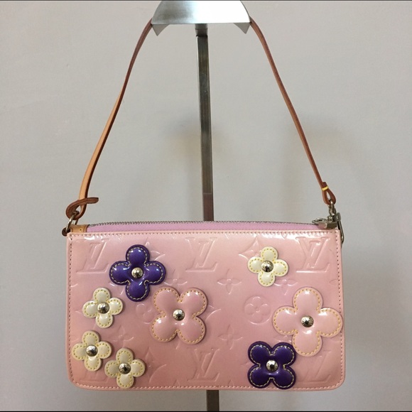 Louis Vuitton Handbags - Louis Vuitton Lexington Fleurs Rose Bag pouchette