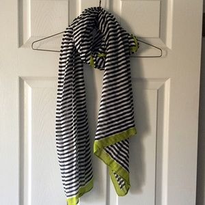 Lightweight Gap scarf