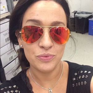 Meet your Posher, Meagan