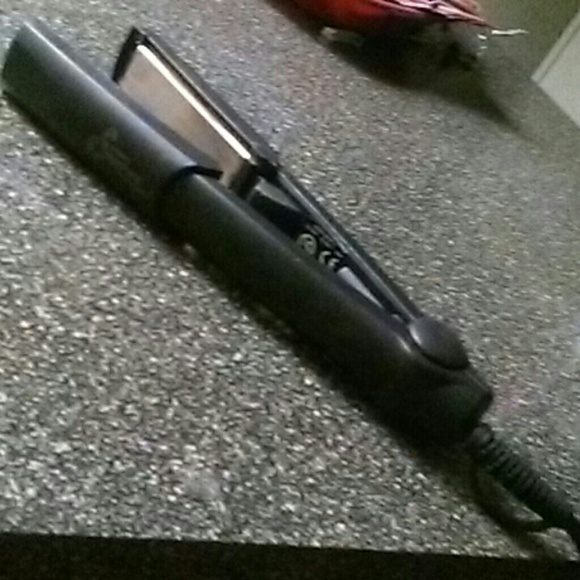 Flat iron