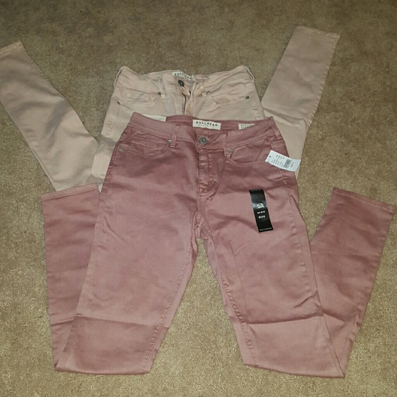 ***bundle**Two pair of bullhead jeans from pacsun