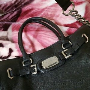 Black leather Michael Kors purse